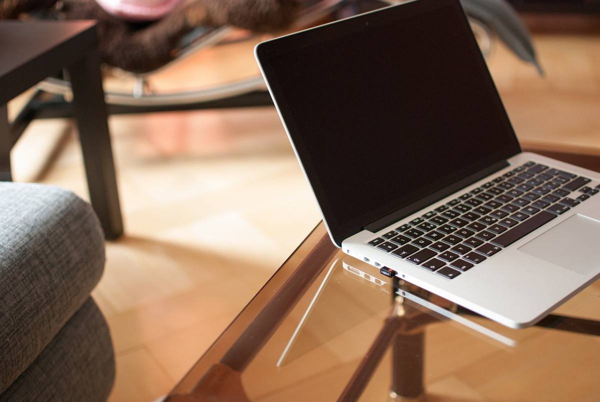 servicio de accesorios y perifericos para portatiles